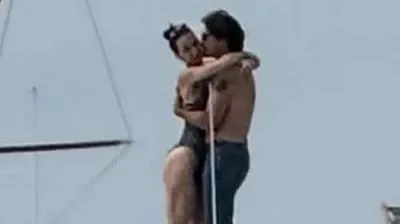 V